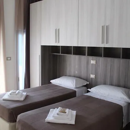 Apartmanhotel Time Out 3*