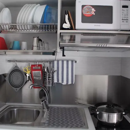 Апарт-отель Time Out 3*